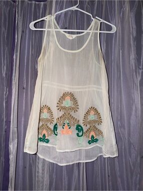 Sun & Shadow Sheer Cream Sleeveless Top with Coral Stitching